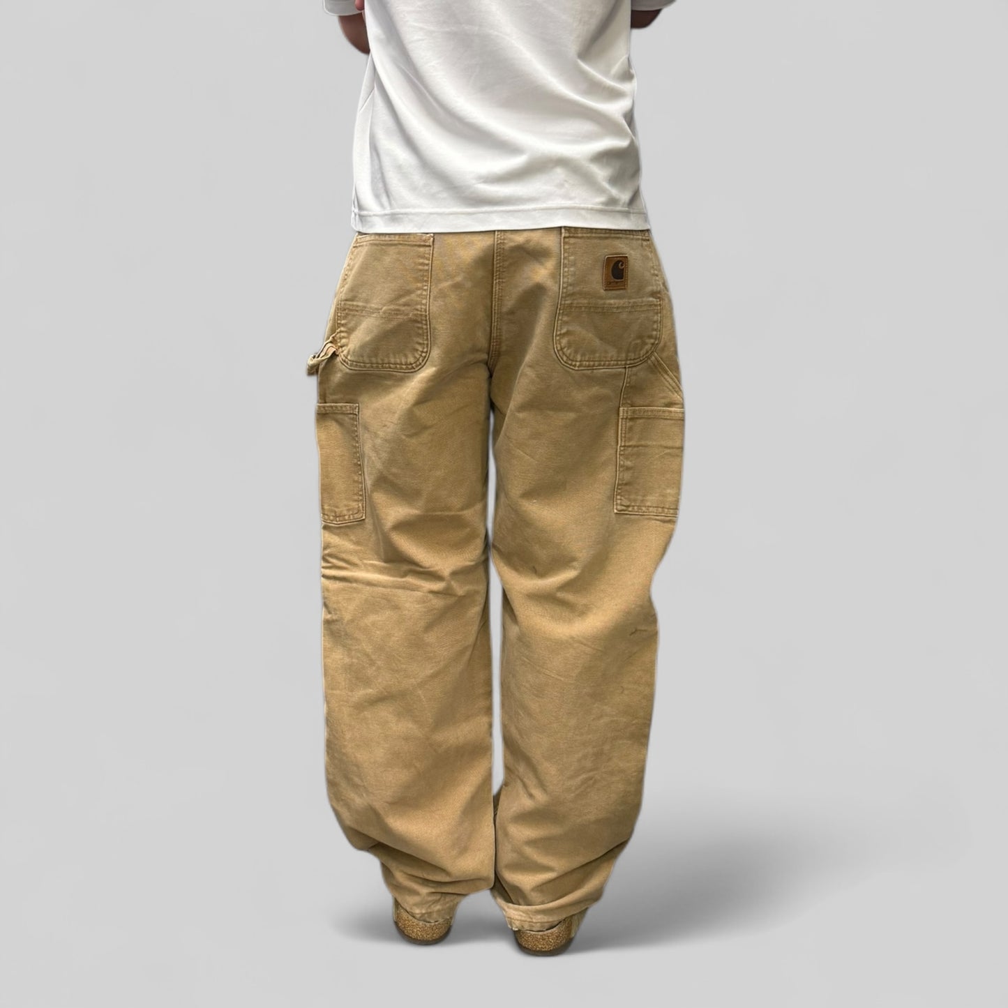 Vintage Carhartt baggy carpenter pants (W36)