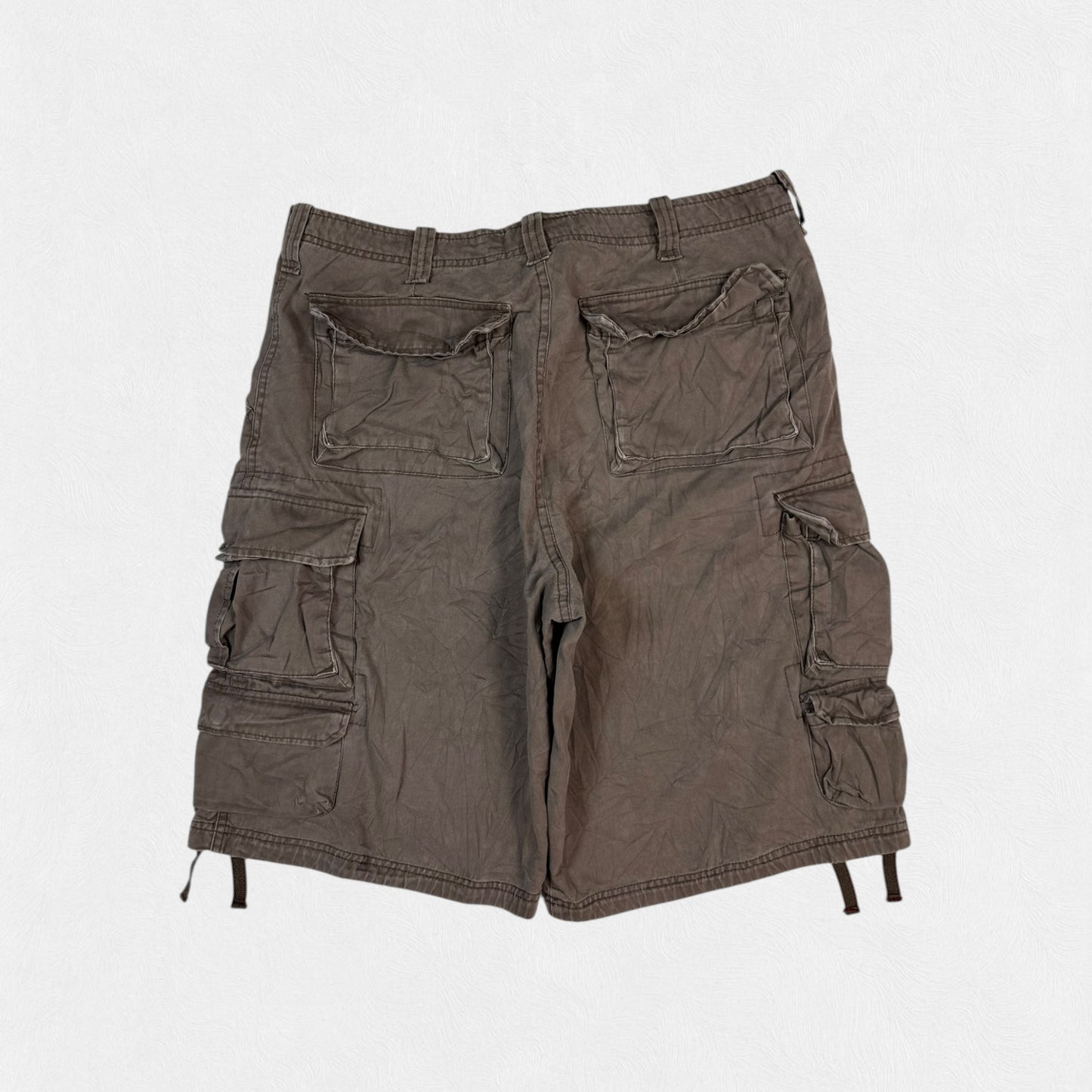 Vintage Lee dungarees baggy cargo shorts (W36)