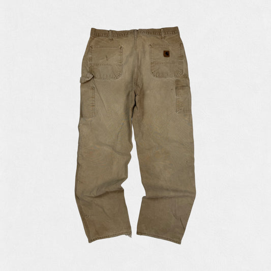 Vintage Carhartt baggy carpenter pants (W36)