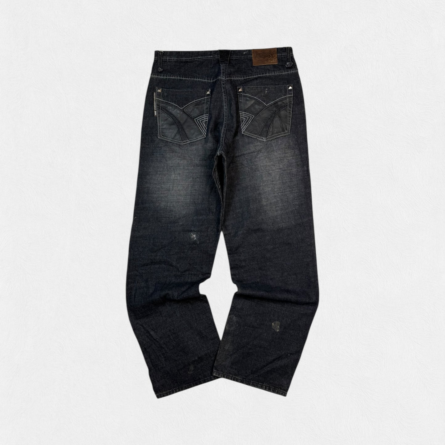 Vintage Y2K Akademiks baggy jeans (W38)