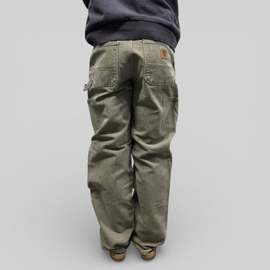 Carhartt baggy carpenter pants (W32)