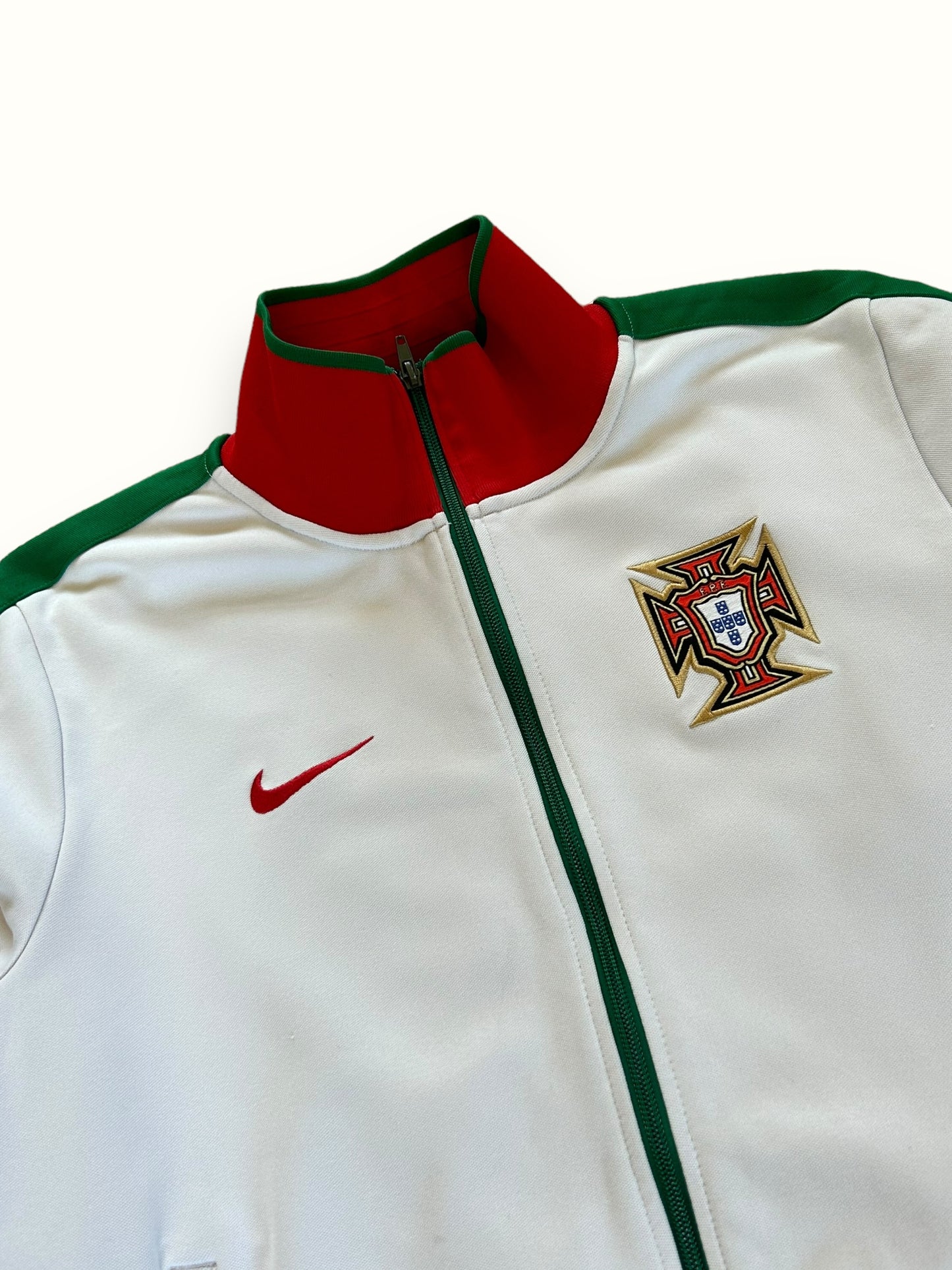 Portugal 2010-11 Nike track jacket (M)