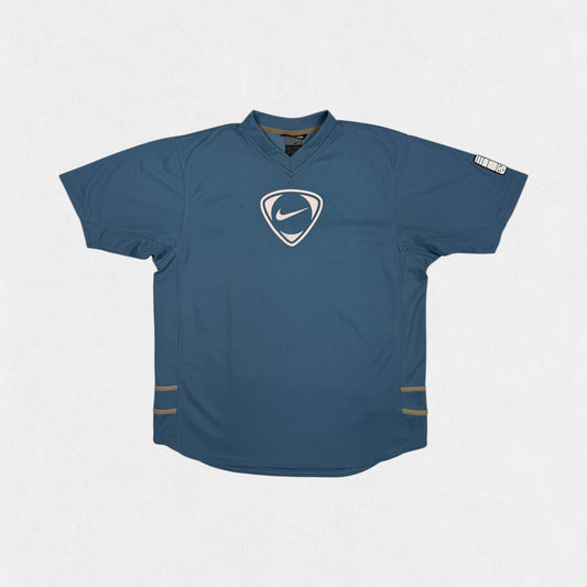 Vintage Nike football centre logo tee (L)