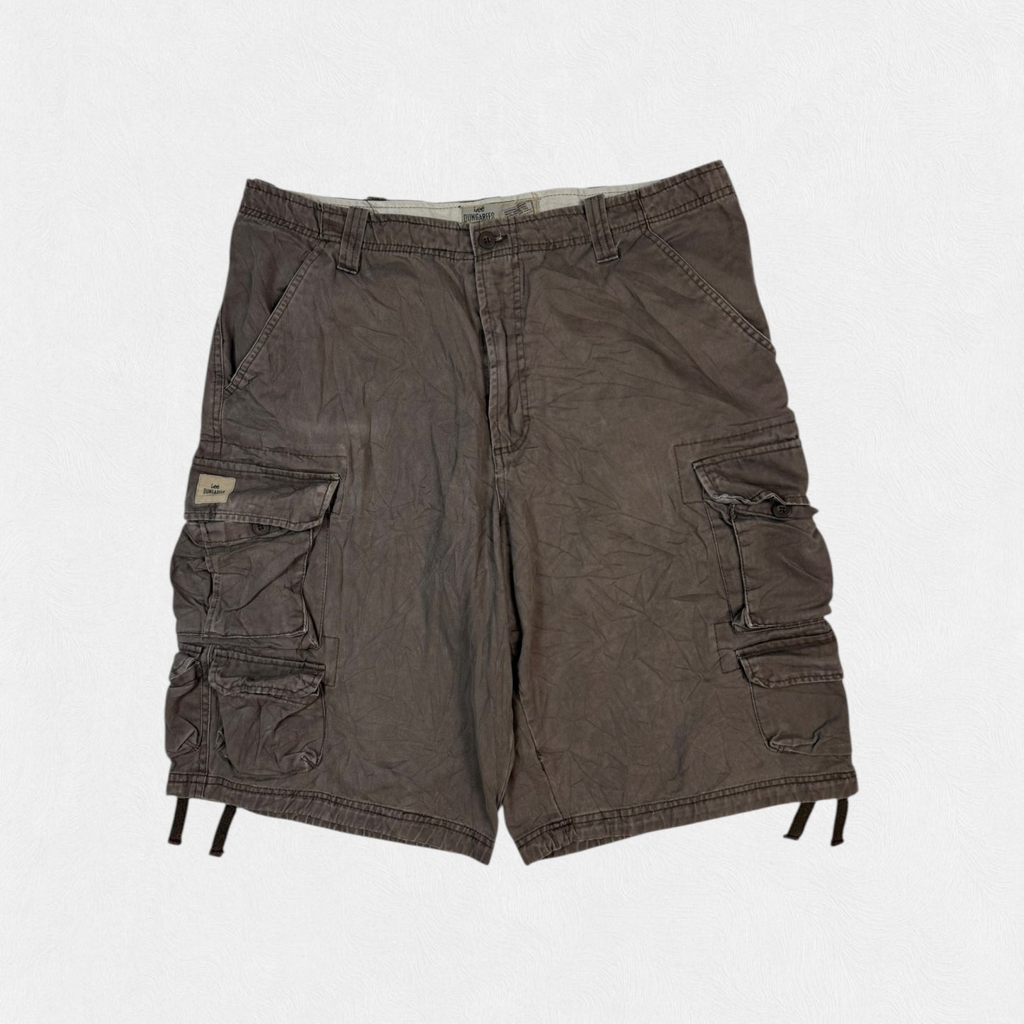 Vintage Lee dungarees baggy cargo shorts (W36)