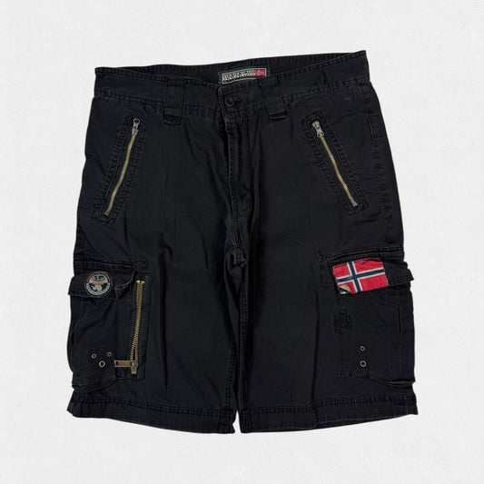 Vintage Napapijri baggy cargo shorts (W36)