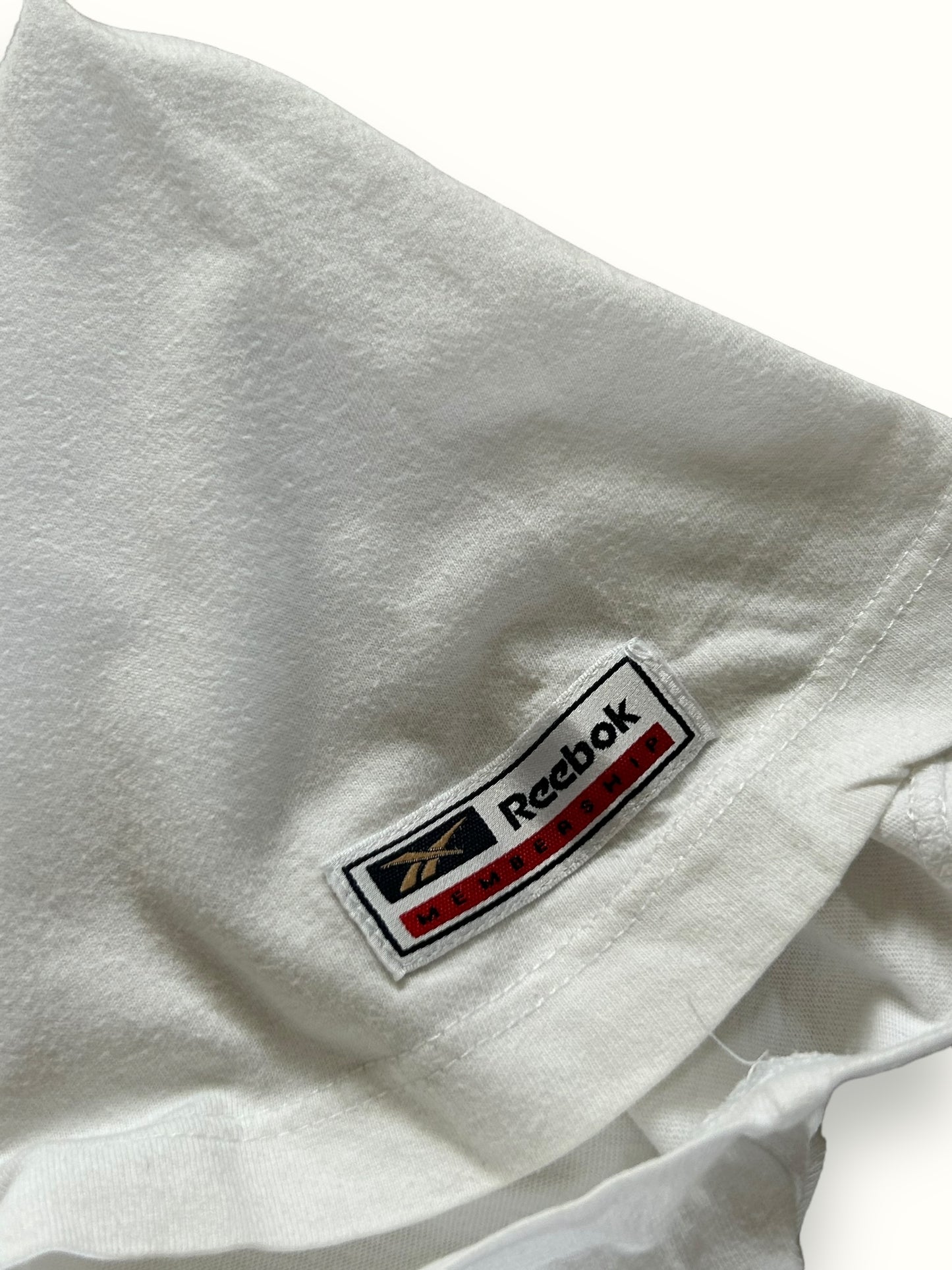 Vintage Reebok small logo tee (L)