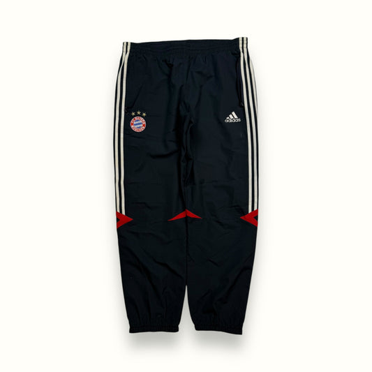 Vintage Bayern Munich adidas 2008-09 track pants (L)