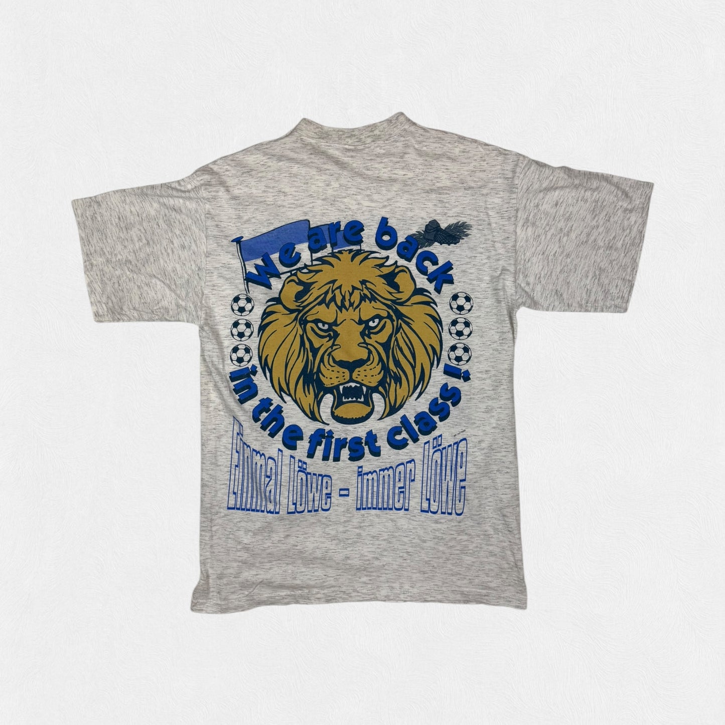 Vintage Munchen 1860 graphic all over print tee (L)