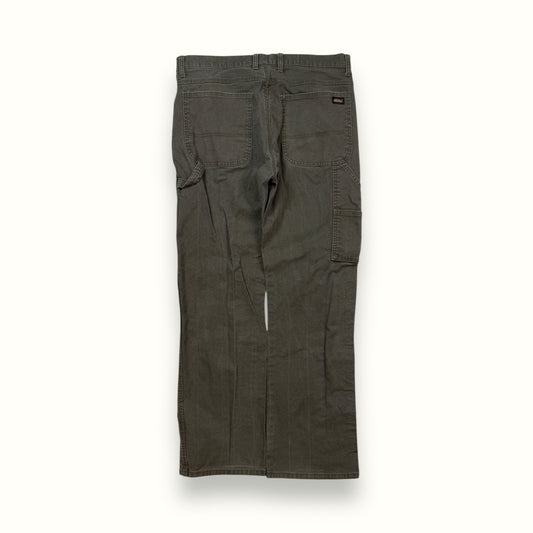 Dickies baggy carpenter pants (W36)
