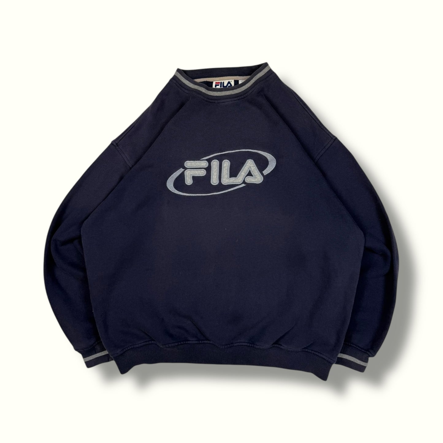 Vintage 90s Fila spell out sweatshirt (XL)