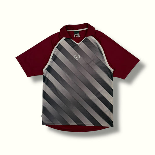 Vintage Nike shield football tee (M)