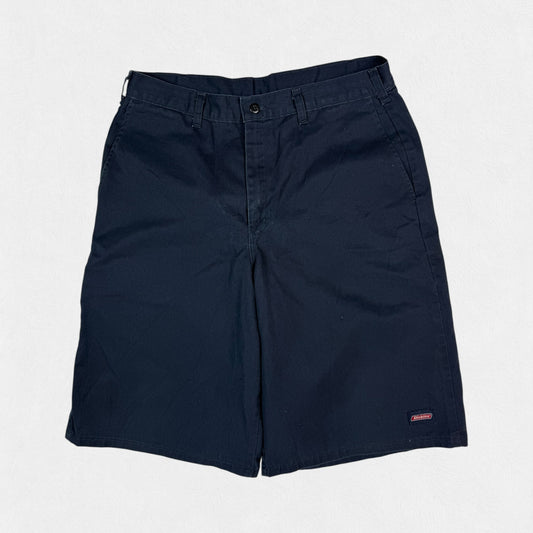 Vintage Dickies baggy work shorts (W32)