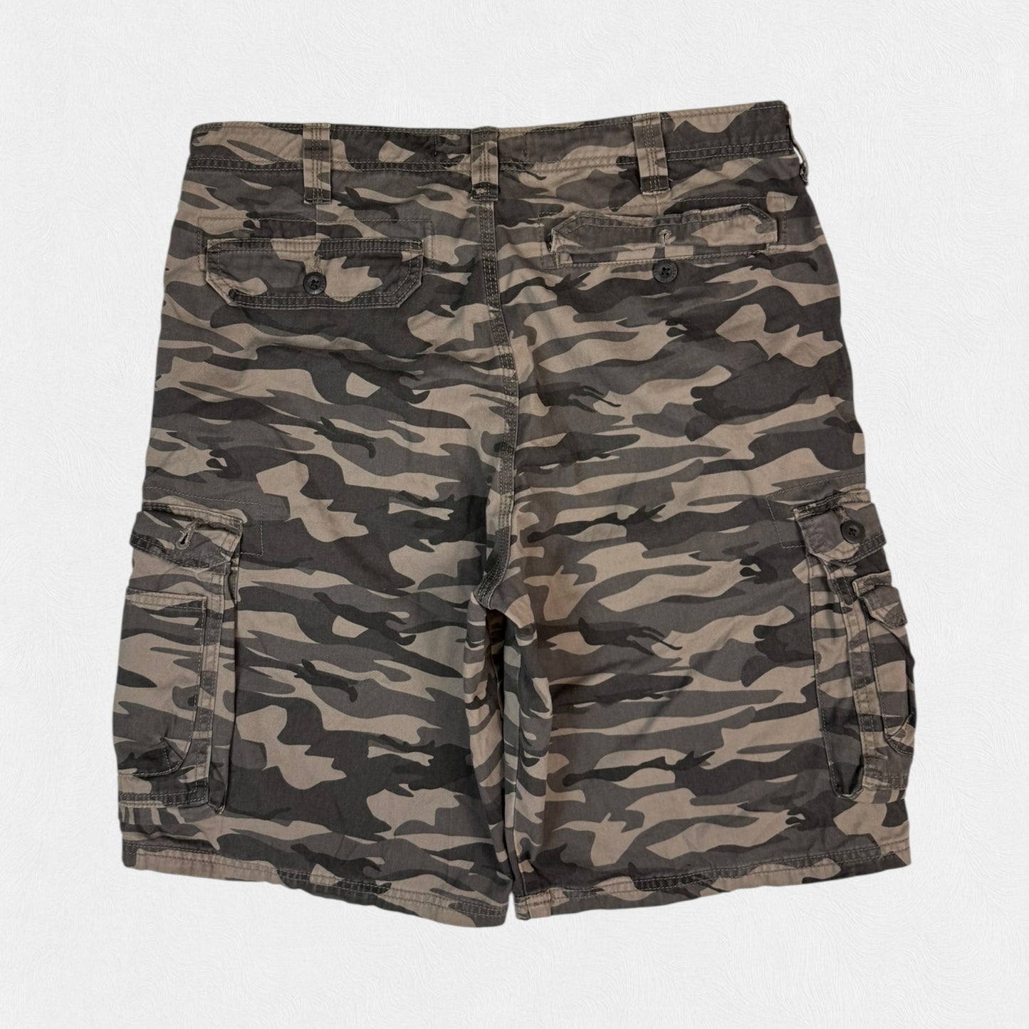 Lee baggy camouflage cargo shorts (W36)
