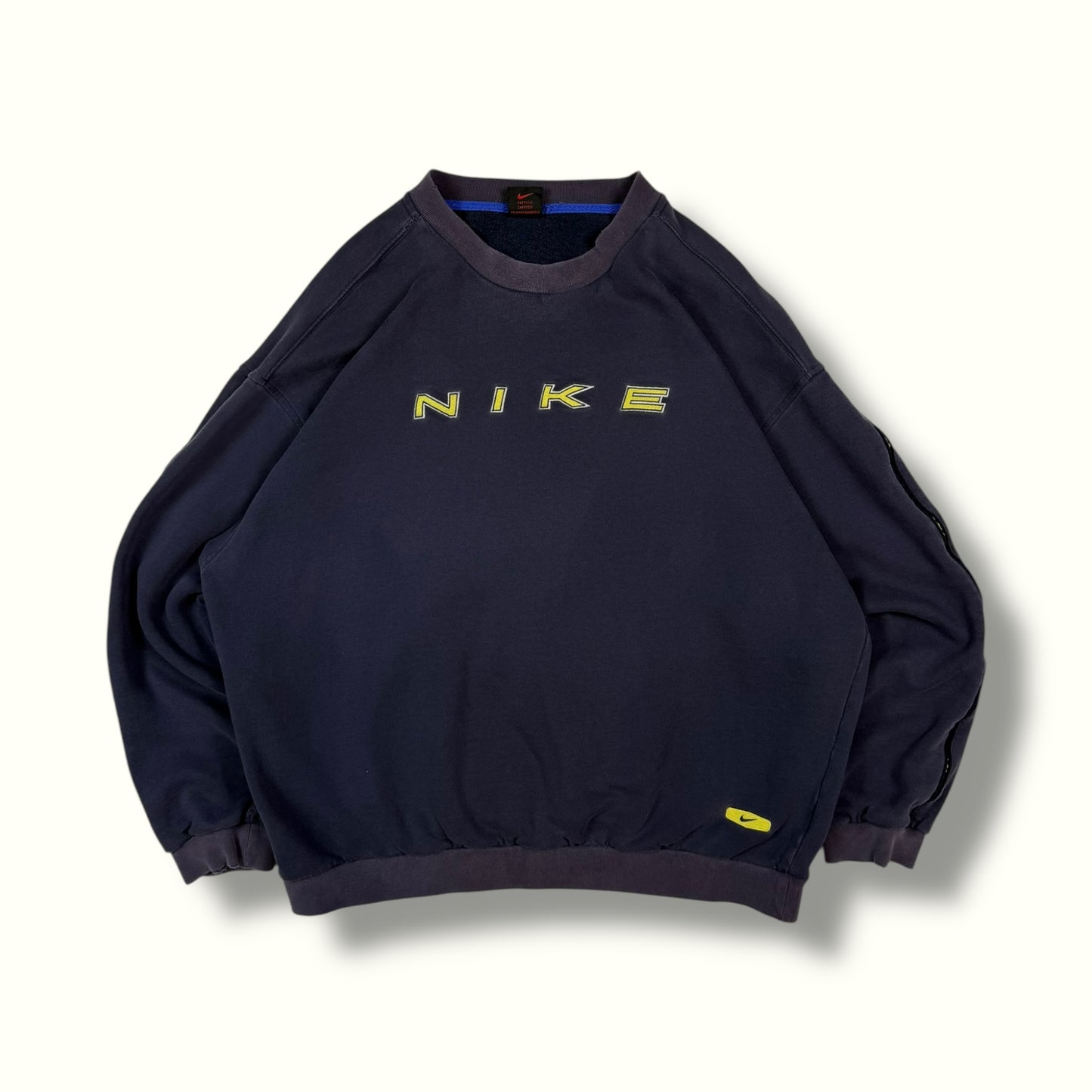 Vintage 90s Nike spell out sweatshirt (XL)