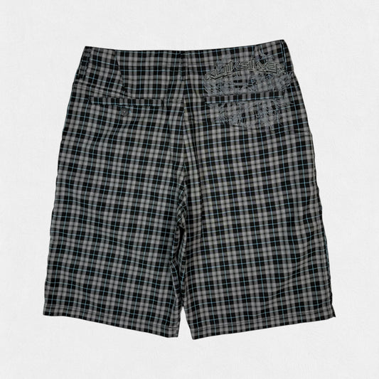 Vintage Quiksilver baggy checkered shorts (W34)