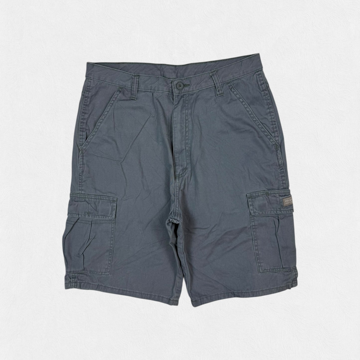 Vintage Wrangler baggy cargo shorts (W34)