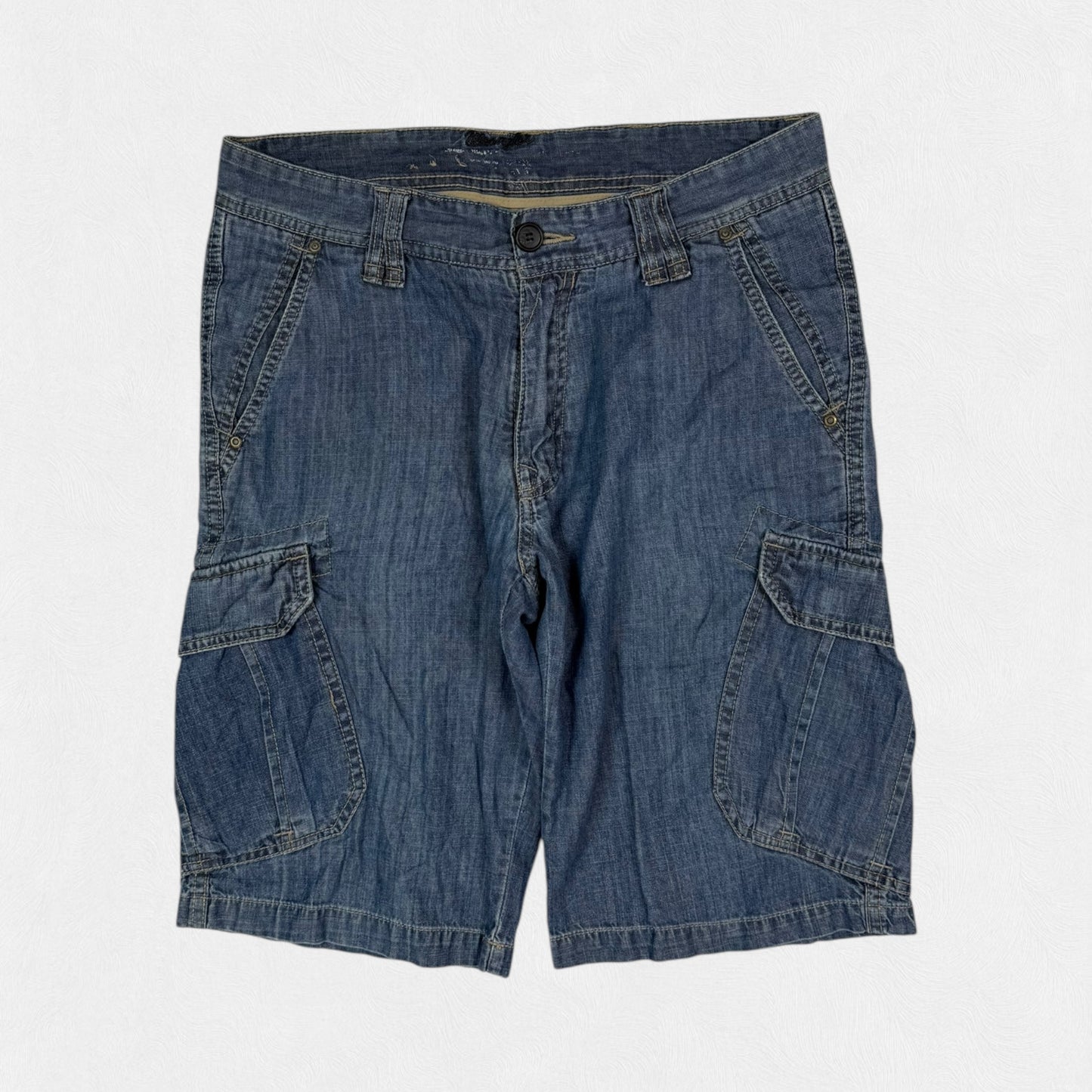 Vintage Wrangler baggy cargo jorts (W30)