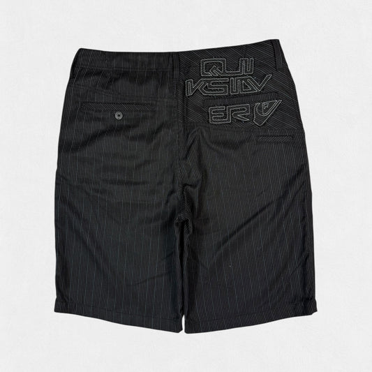 Vintage Quiksilver pinstripe baggy shorts (W34)