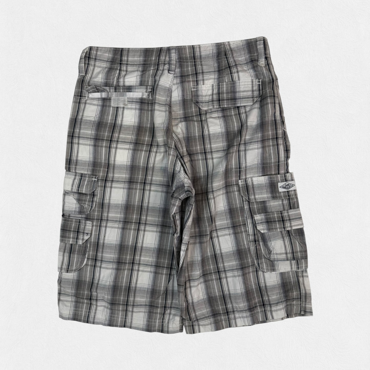 Vintage Lee dungarees baggy checkered cargo shorts (W30)
