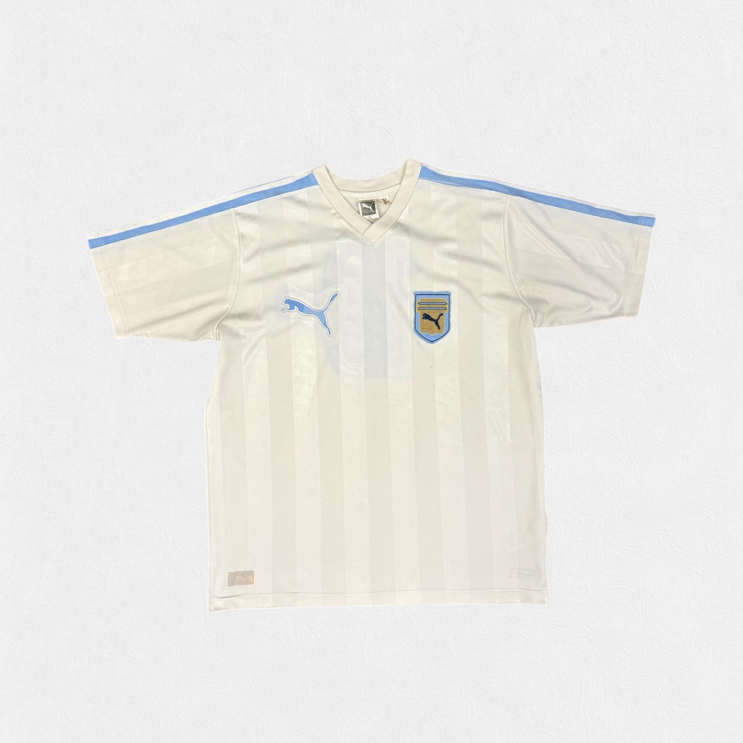 Vintage Uruguay 2008 Puma away football shirt (XL)