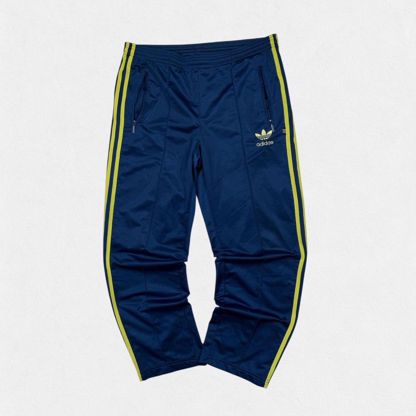 Vintage 90s adidas originals baggy track pants (M)