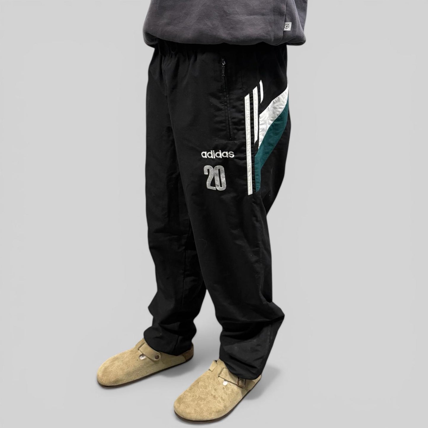 Vintage 90s adidas originals baggy track pants (L)