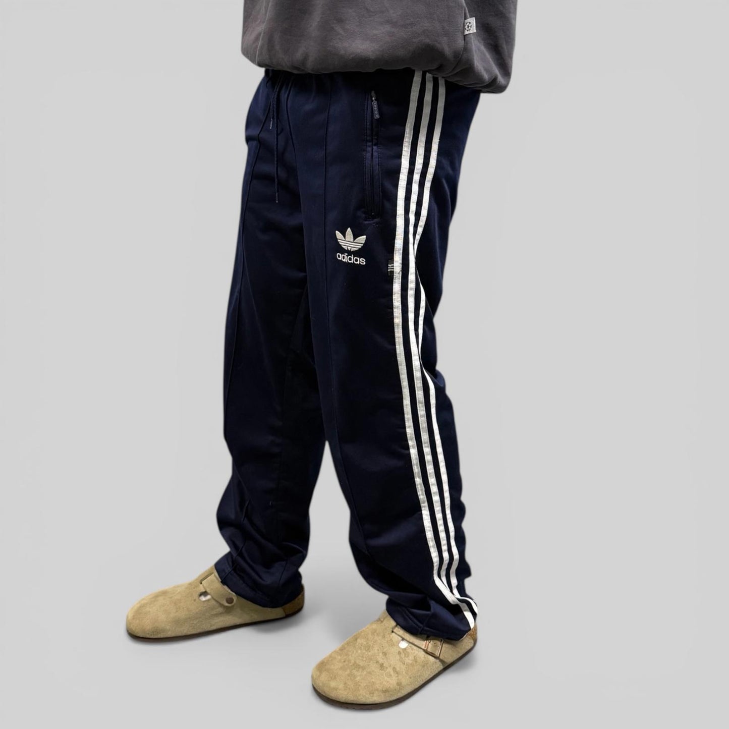 Vintage 90s adidas originals baggy track pants (M)
