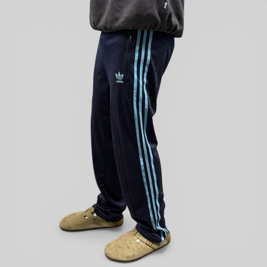 Vintage 90s adidas originals baggy track pants (M)