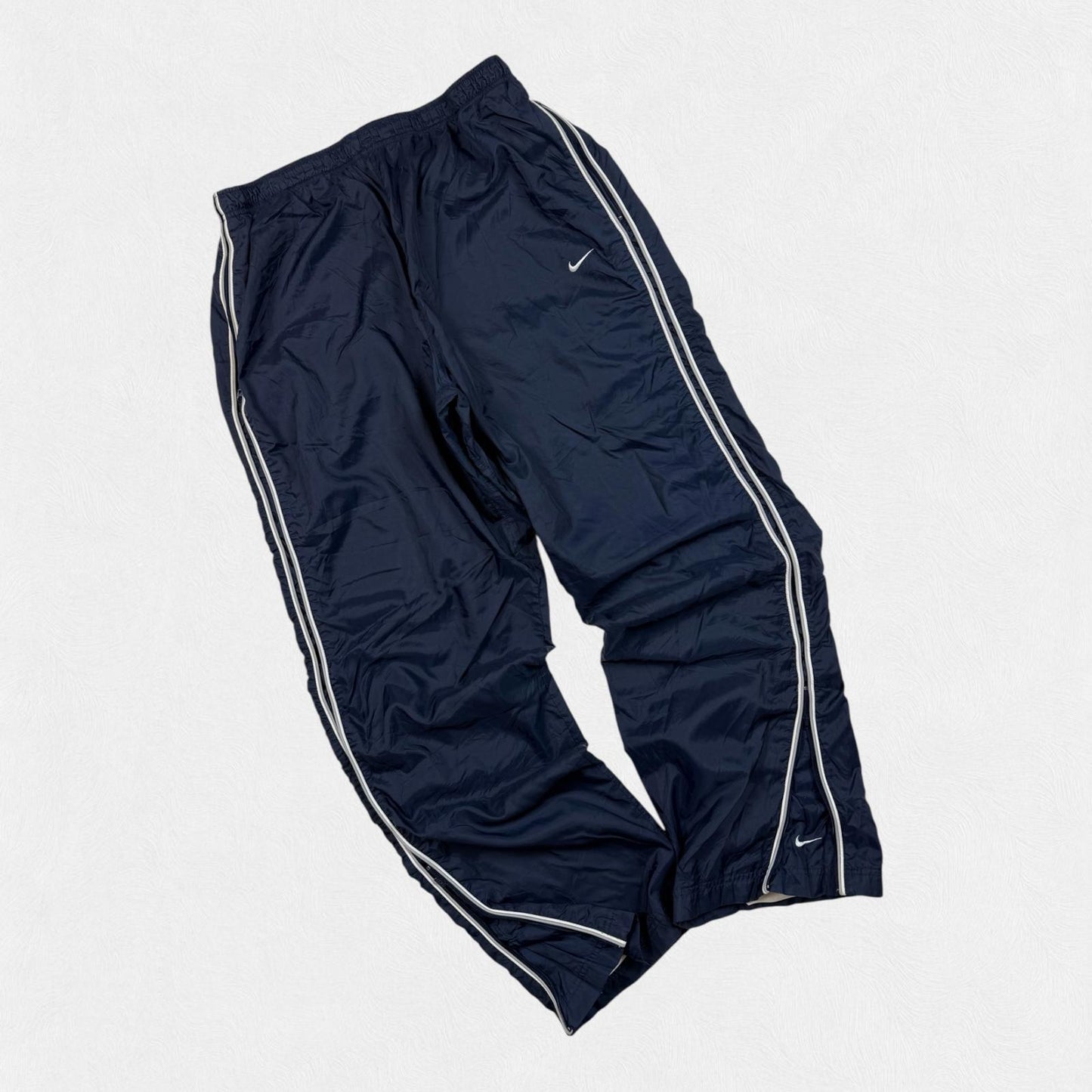 Vintage Nike side stripe baggy track pants (L)