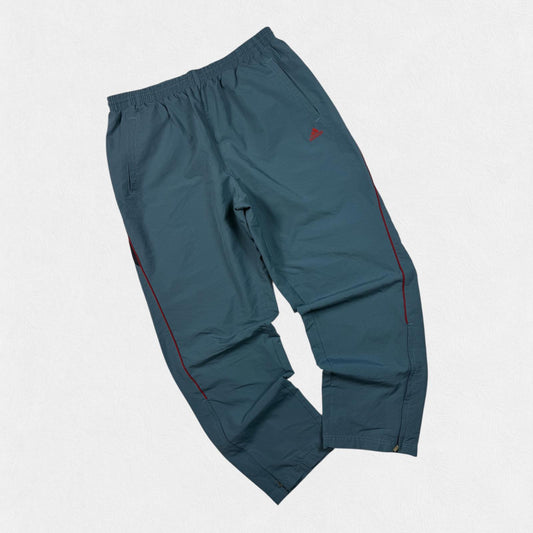 Vintage Adidas baggy track pants (L)