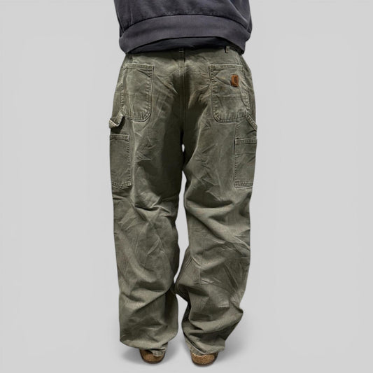Carhartt baggy carpenter pants (W36)