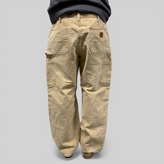 Carhartt baggy carpenter pants (W32)