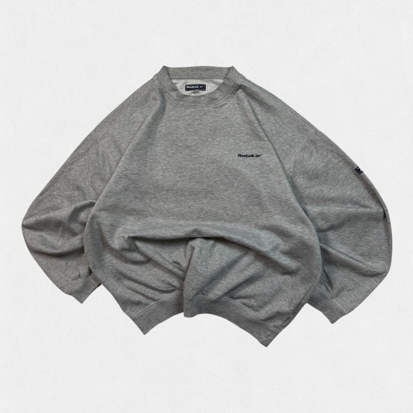 Vintage 90s reebok essentials sweatshirt (XL)