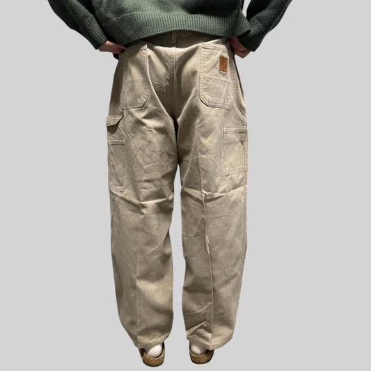 Vintage Carhartt baggy carpenter pants (W38)
