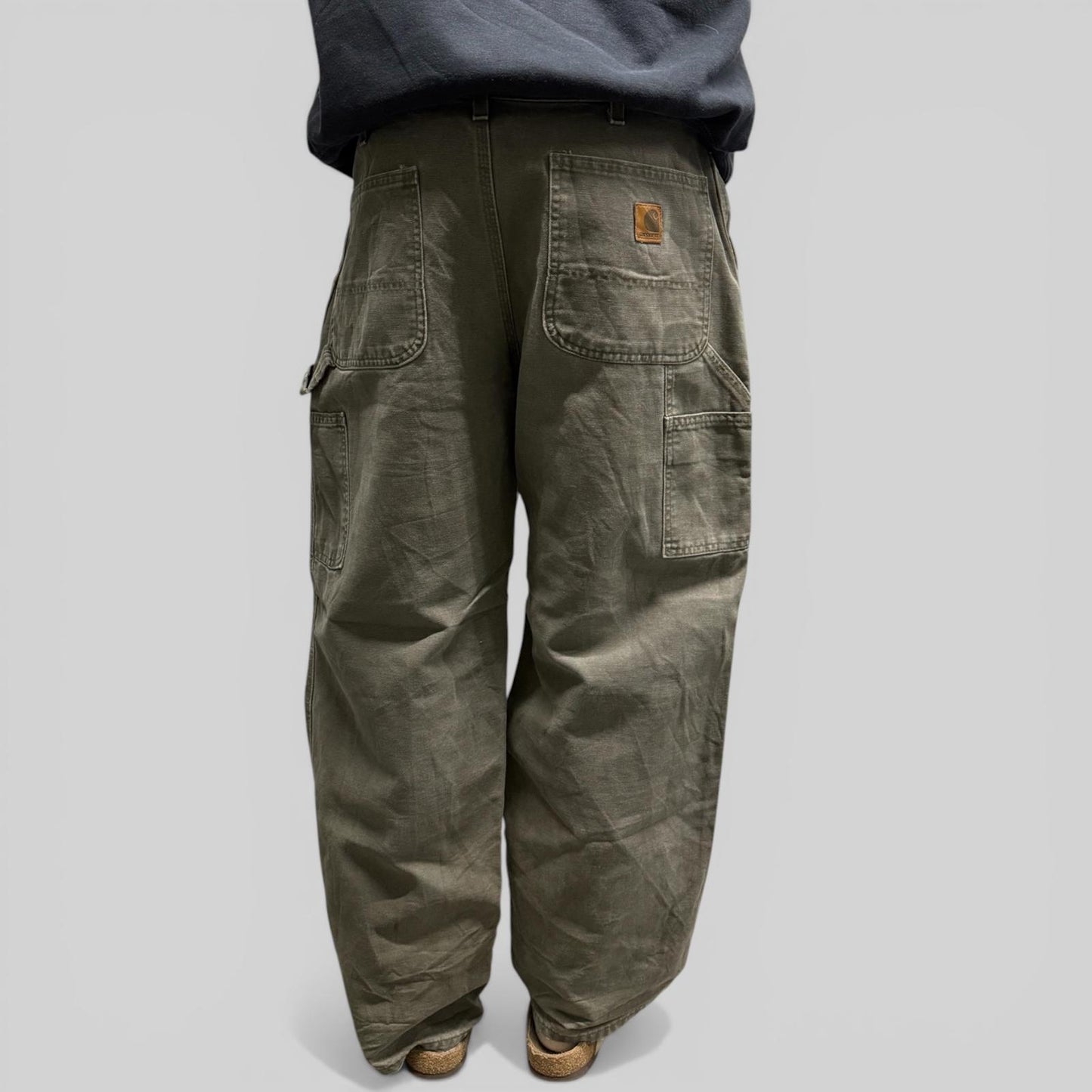 Vintage 00s Carhartt baggy carpenter pants (W34)