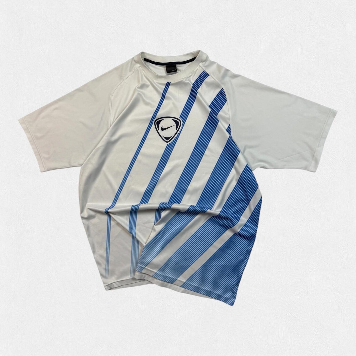 Vintage Nike shield football centre logo tee (XL)