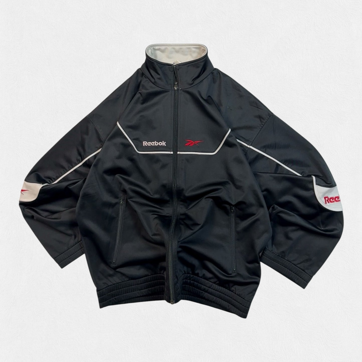 Vintage Reebok track jacket (M)