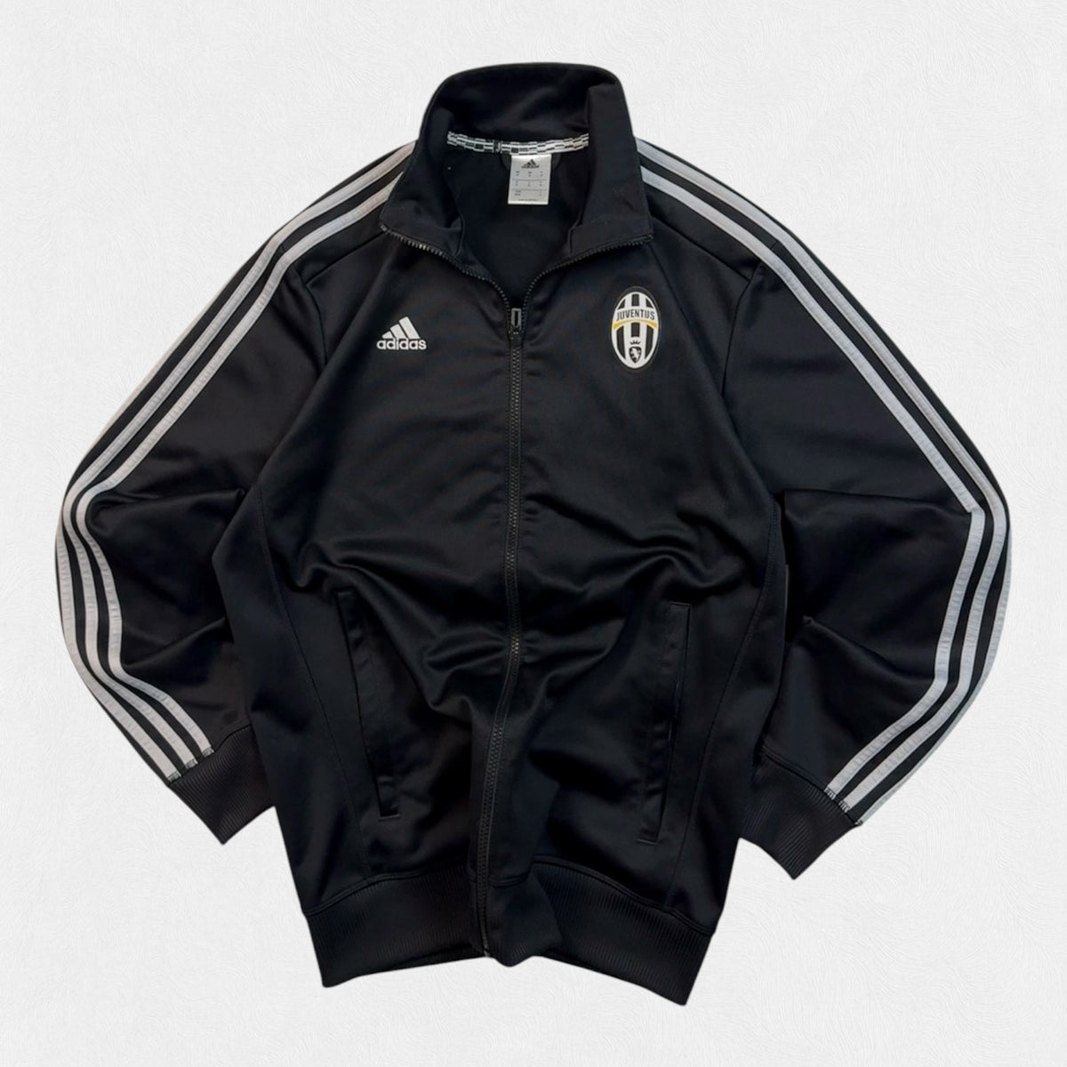 Juventus 2016/17 Adidas football track jacket (M)