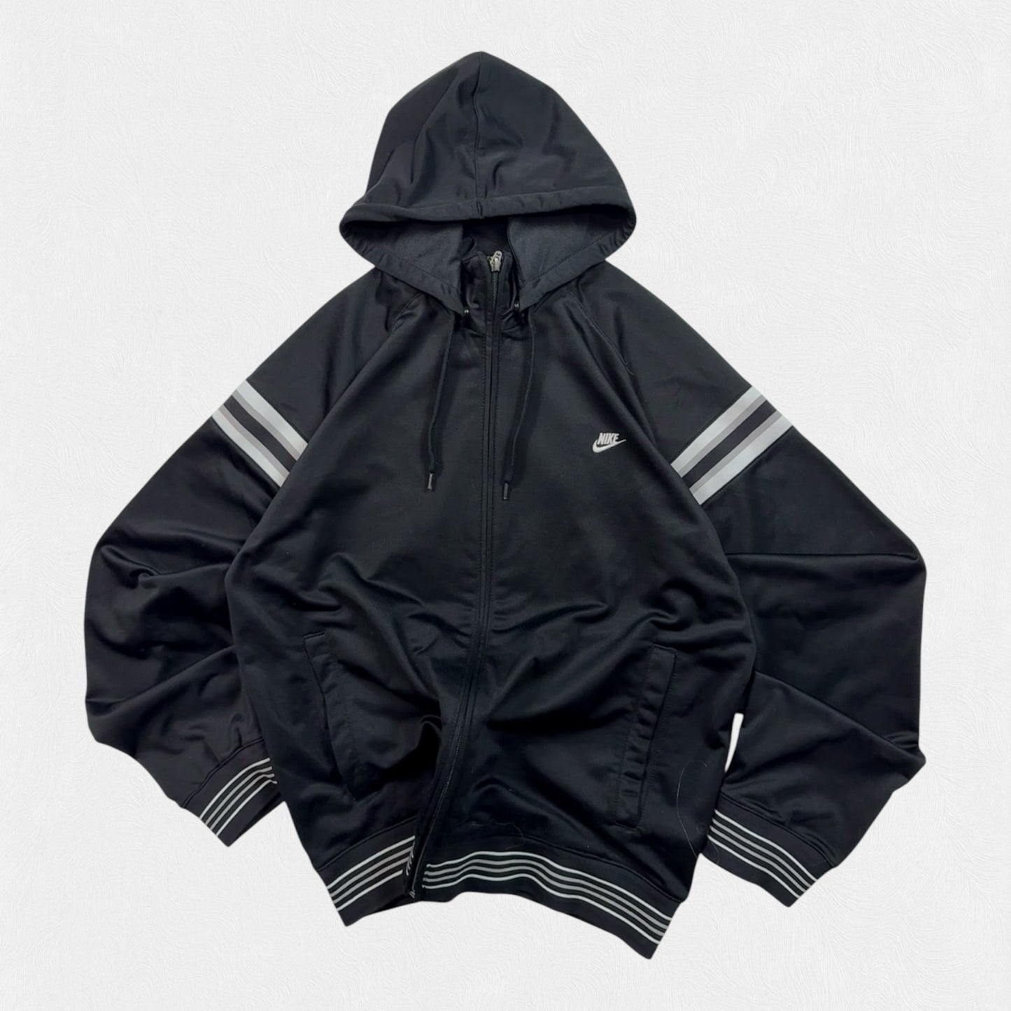 Vintage Nike hooded track jacket (L)
