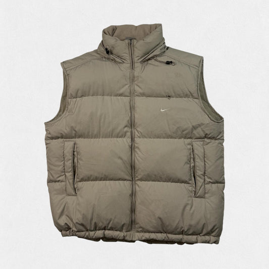 Vintage Y2K Nike mini swoosh gilet puffer jacket (XL)