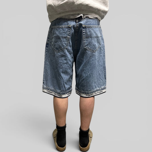 Tommy Hilfiger baggy jorts (W34)
