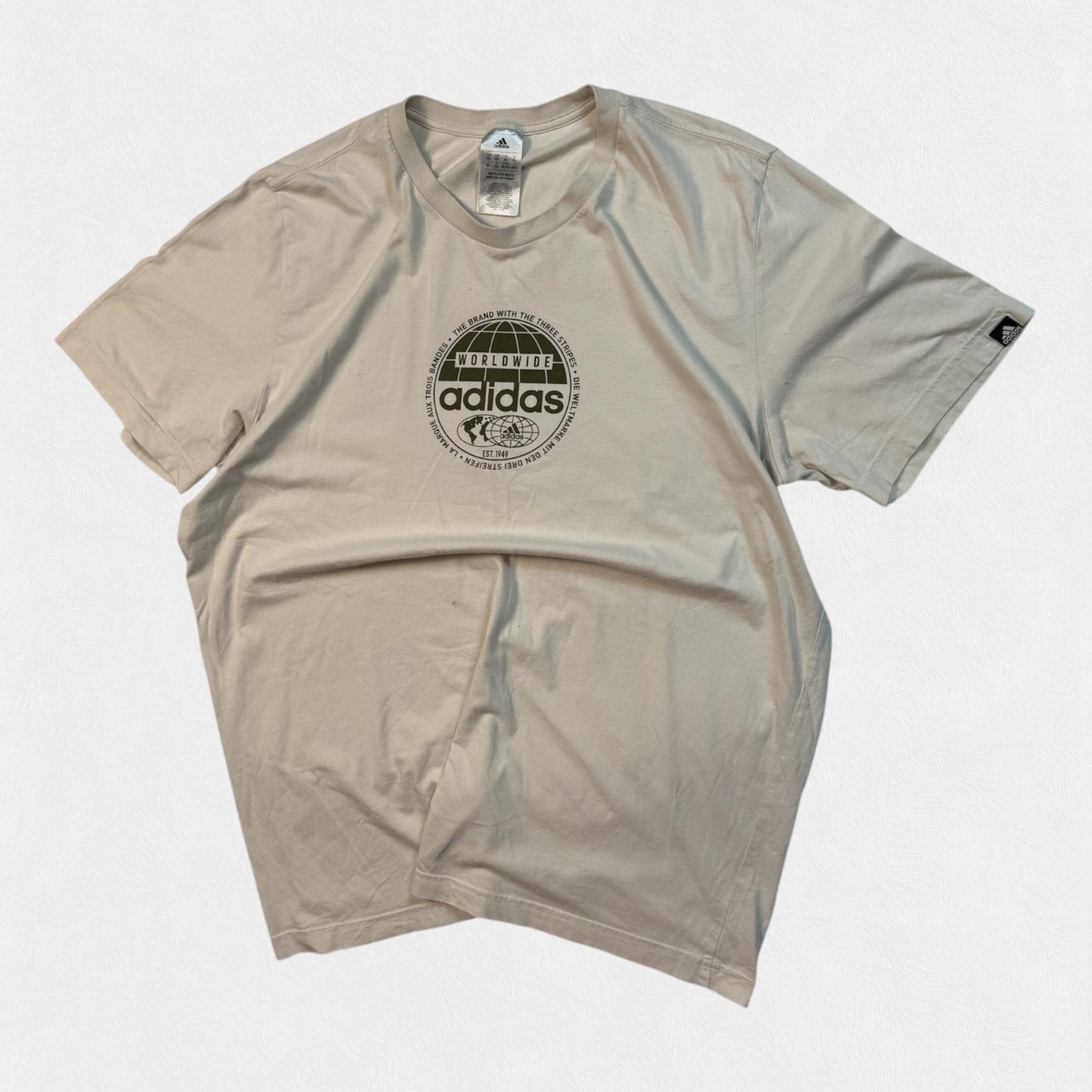 Adidas worldwide tee (XL)