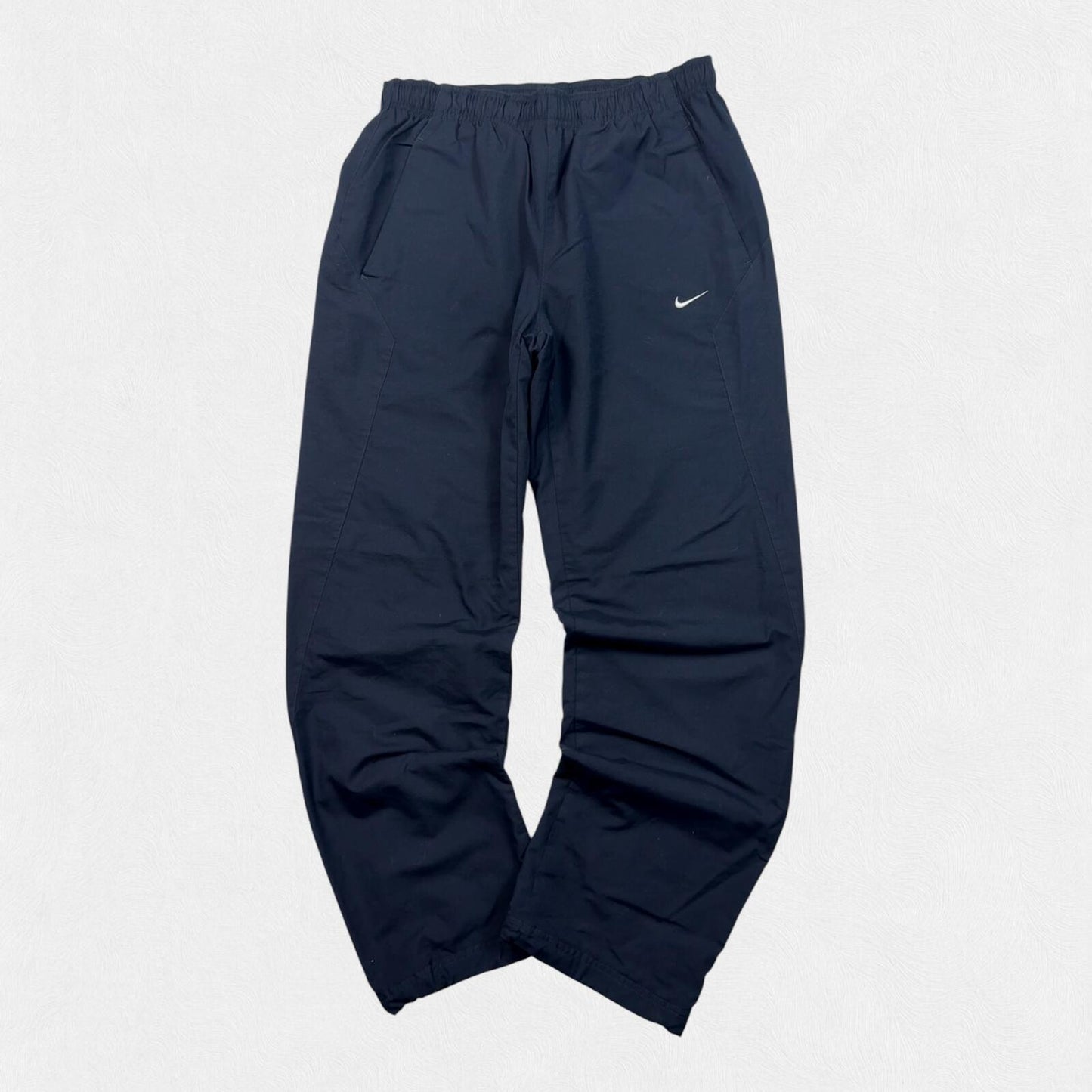 Vintage Y2K Nike baggy track pants (M)