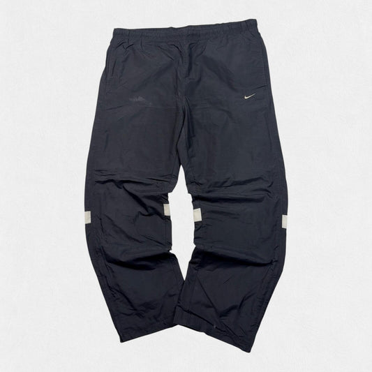 Vintage Y2K Nike baggy track pants (L)