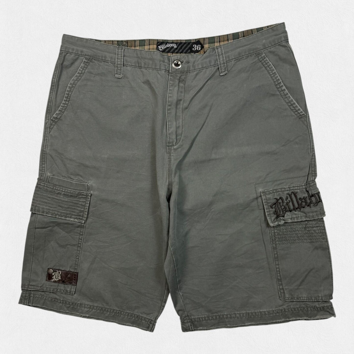 Vintage Billabong surfwear baggy hip hop cargo shorts (W36)