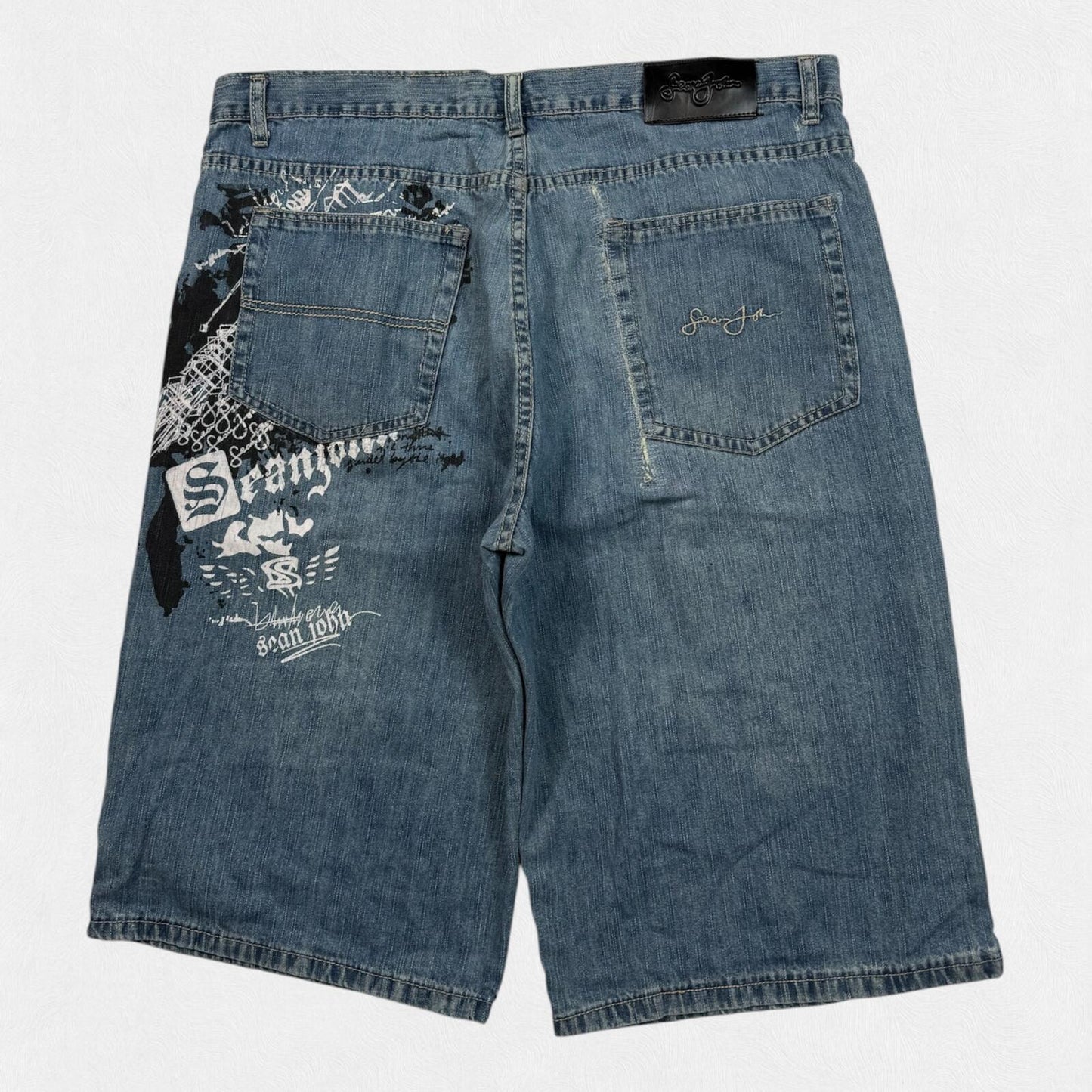 Vintage Y2K Sean John baggy hip hop jorts (W38)