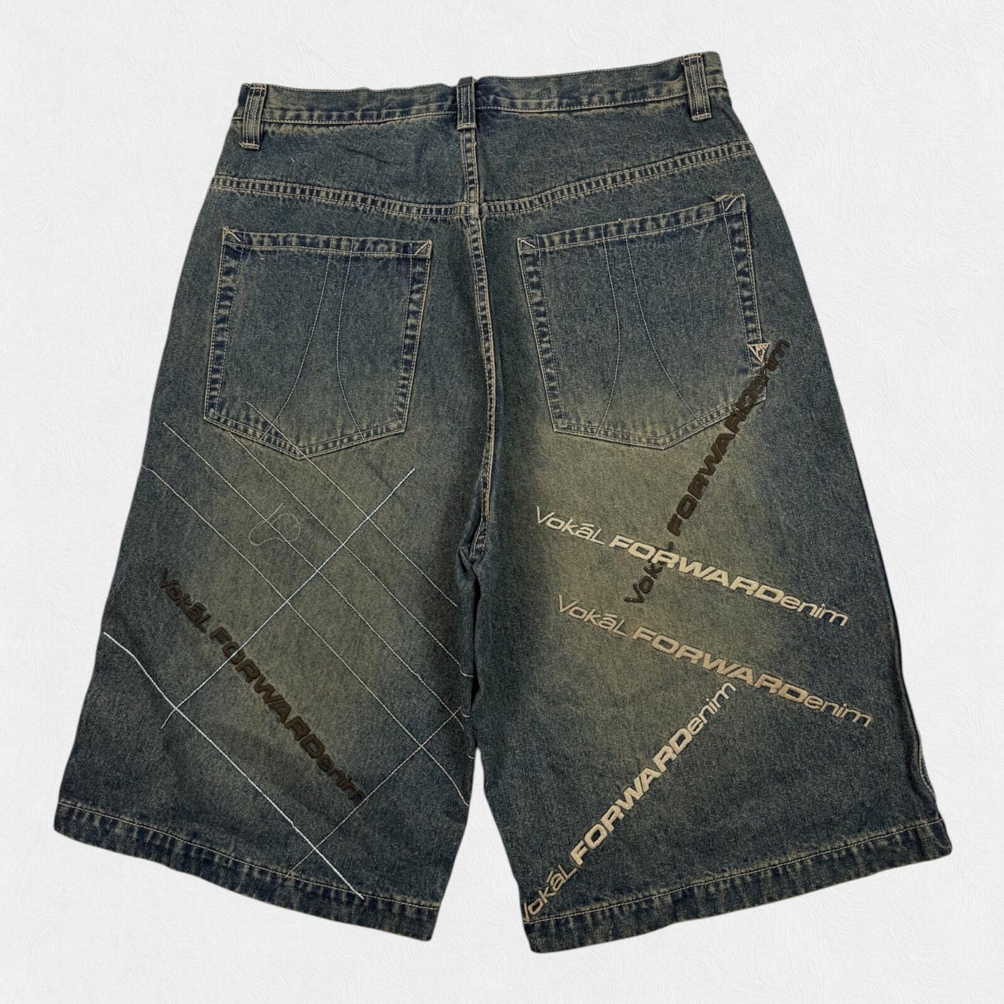 Vintage Y2K Vokal baggy hip hop jorts (W36)