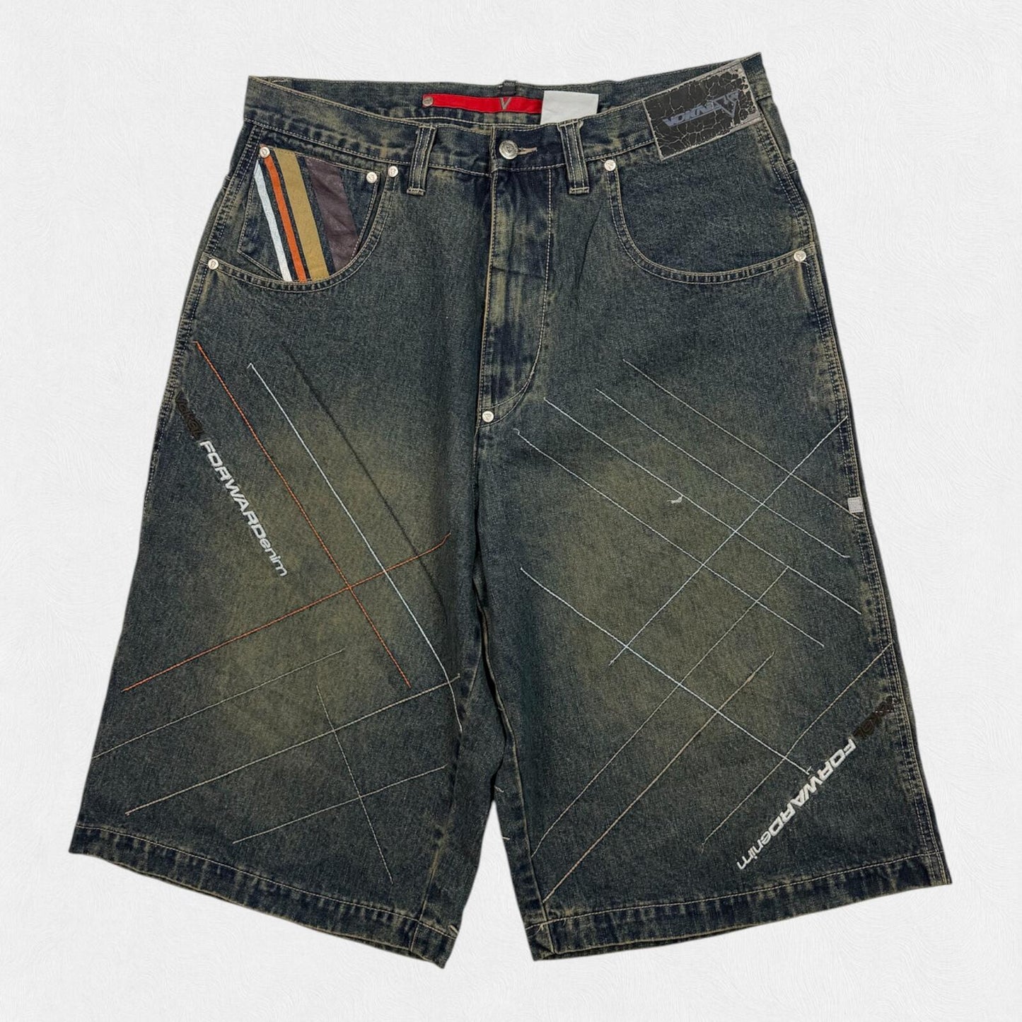 Vintage Y2K Vokal baggy hip hop jorts (W36)