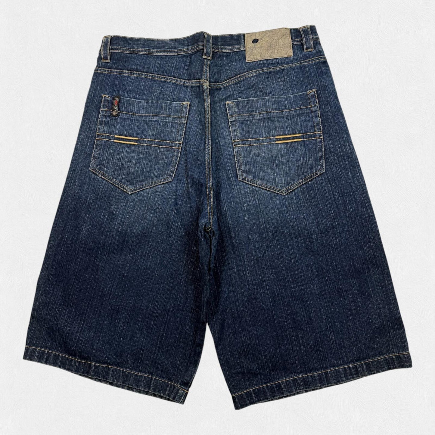 Vintage Y2K baggy hip hop denim jean shorts (W40)