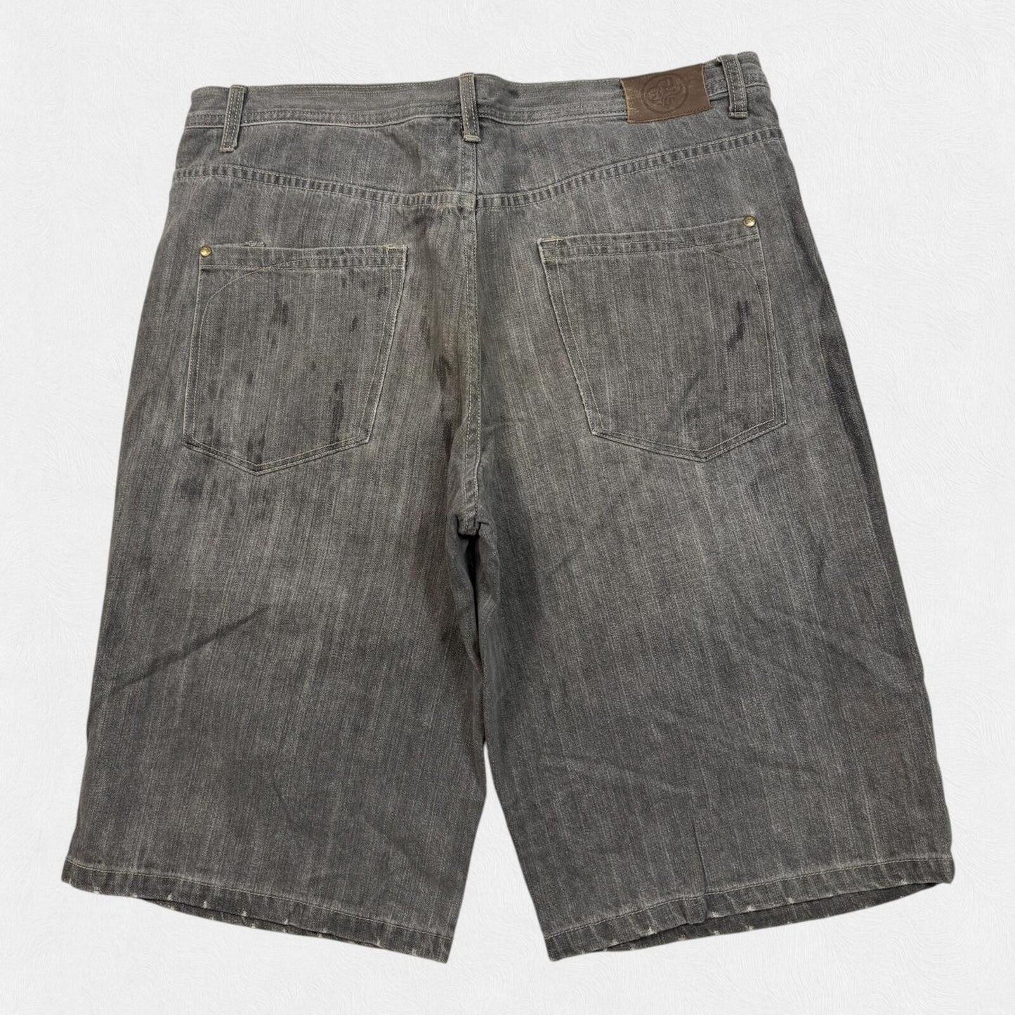 Vintage Y2K baggy hip hop jorts (W38)
